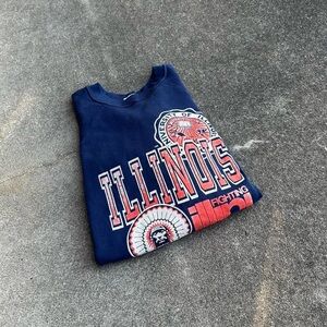 Vintage Lightly Distressed Fighting Illini University of Illinois Sweatshirt